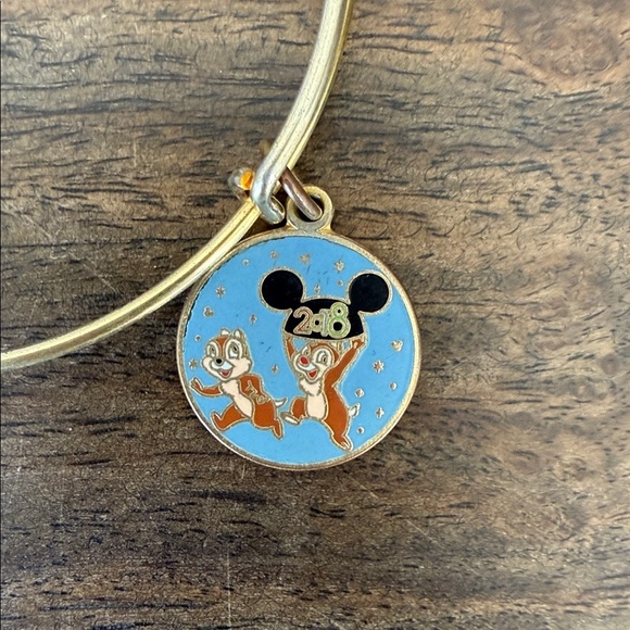 Alex & Ani Disney 2018 Gold Charm Bracelet with Chip & Dale - Picture 3 of 3